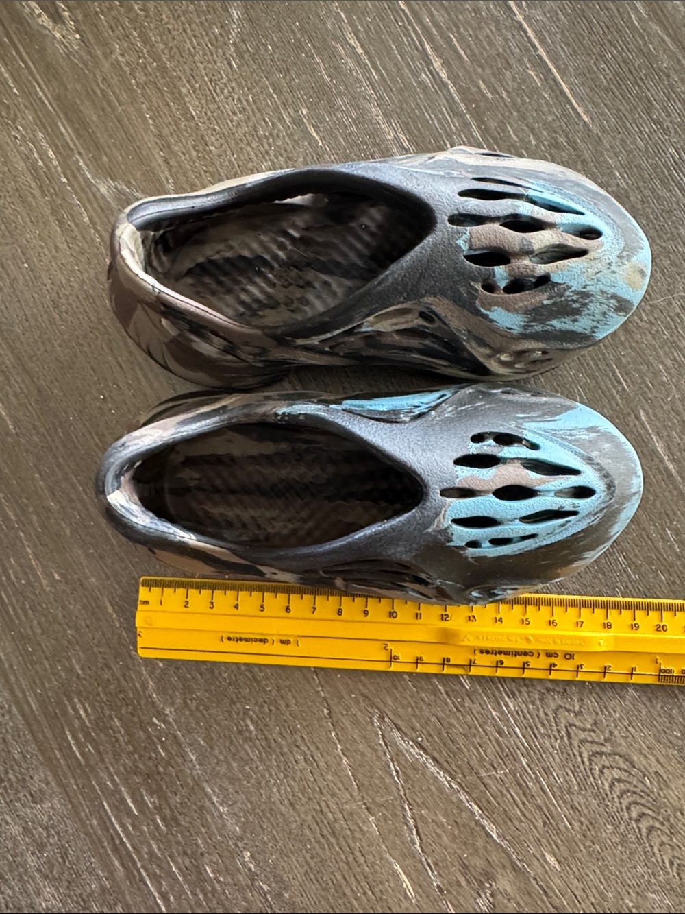 Yeezy Kids Foam Water Shoes in Black and Blue